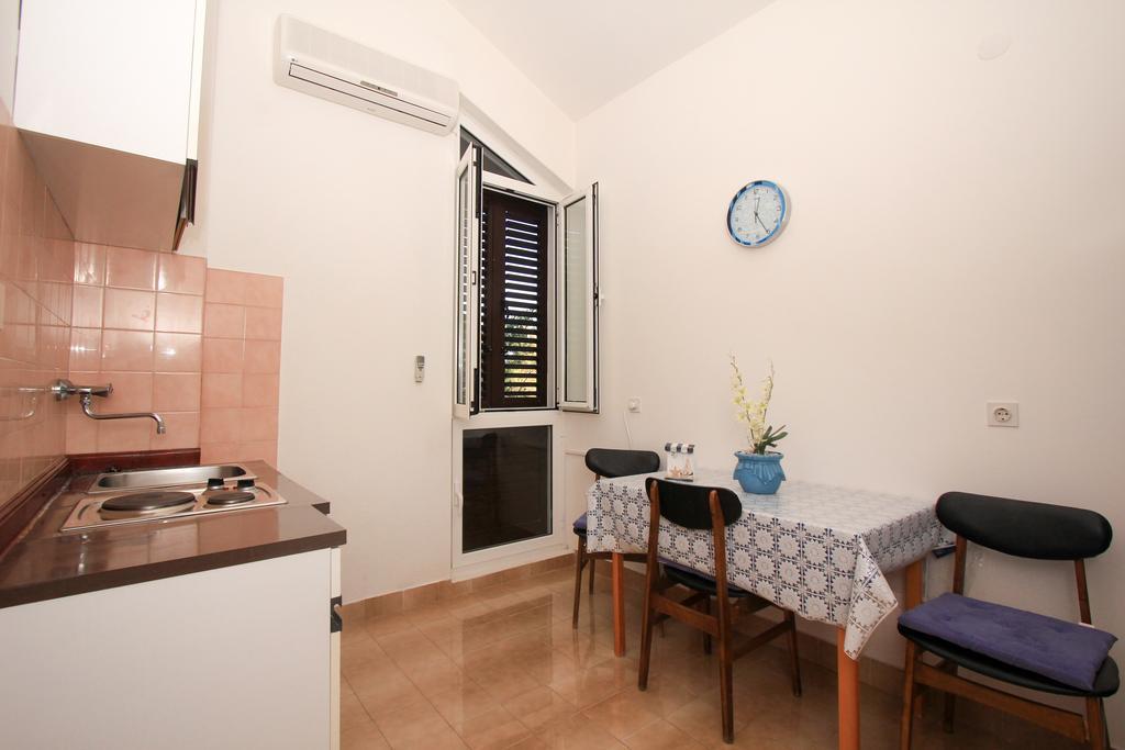 Apartments Lea Prizba Rum bild